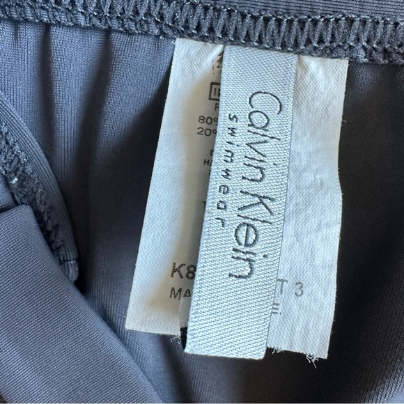 Calvin Klein woman’s swimsuit 2 piece dark grey - Picture 4 of 5